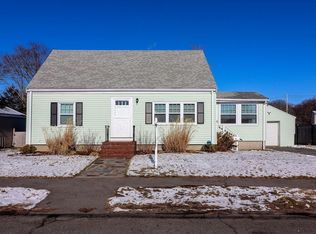 9 Alden Rd, Peabody, MA 01960