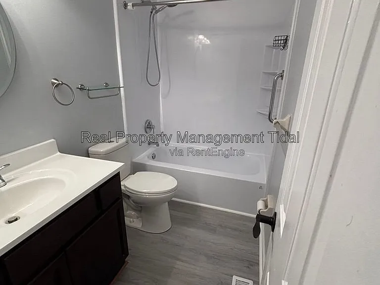 639 Biltmore Dr — Photo 33