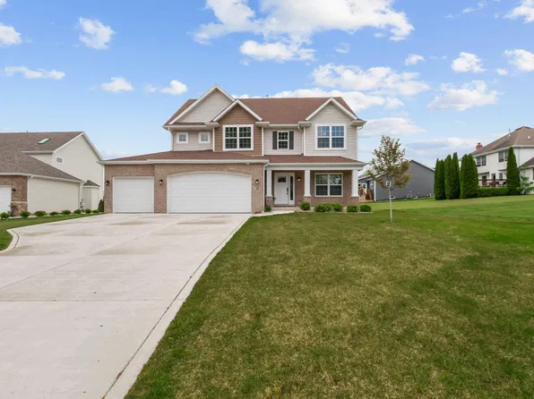 75 Bergamo Ln, Crown Point, IN 46307