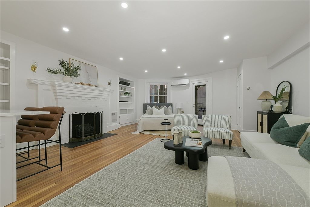 233 Commonwealth Ave APT 2, Boston, MA 02116 | Zillow