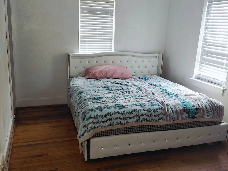 8424 Nylon Ave