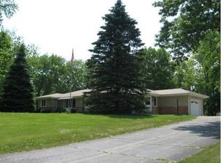 534 S Daysville Rd, Oregon, IL 61061