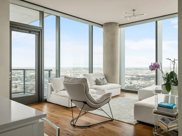 44 East Ave #4104, Austin, TX 78701