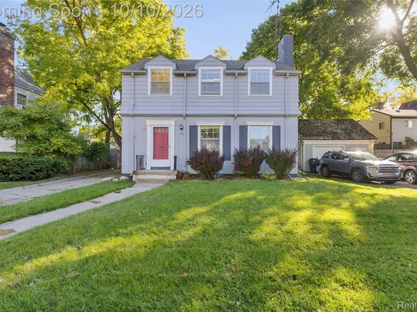 813 Kensington Ave, Flint, MI 48503