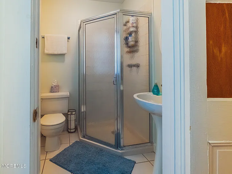 3 Bath Ave — Photo 24