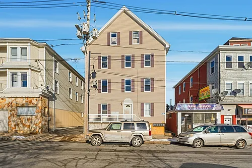 391 Rivet St #2 Photo 1