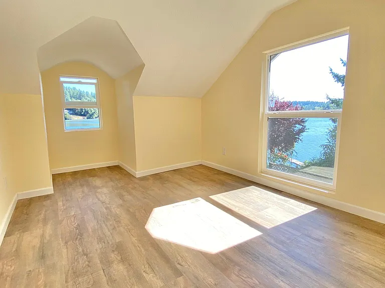 1304 Madrona Beach Rd NW — Photo 45