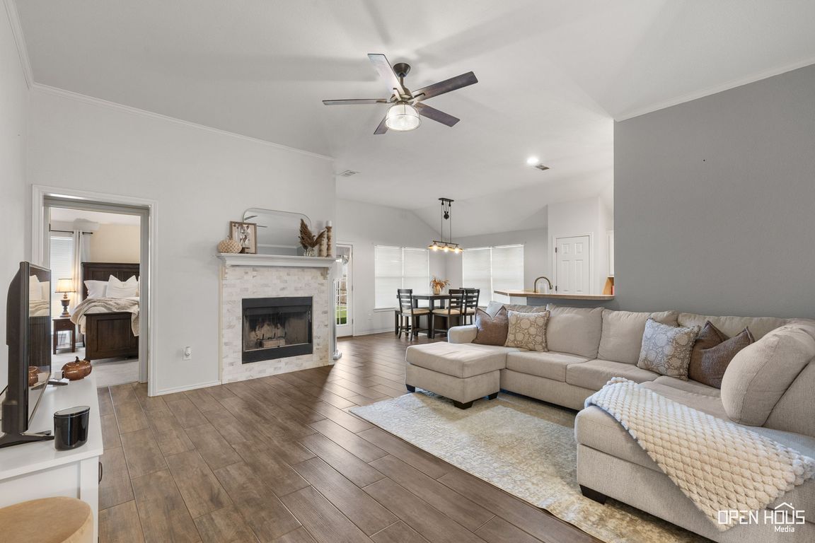 next background image