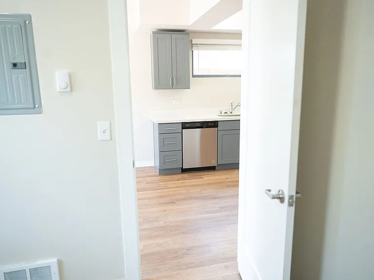 3715 E McKinley Ave W #102 — Photo 27