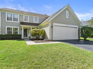 3247 Whitney Rd, Aurora, IL 60502