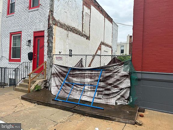 2nd image of 1523 S Taylor St