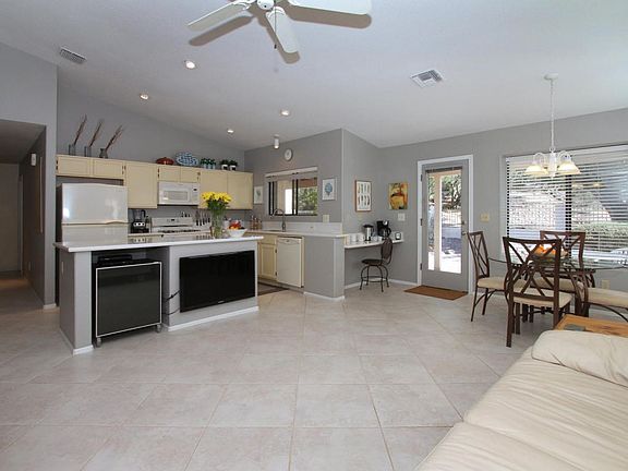 5th image of 11114 N Olympic Pl