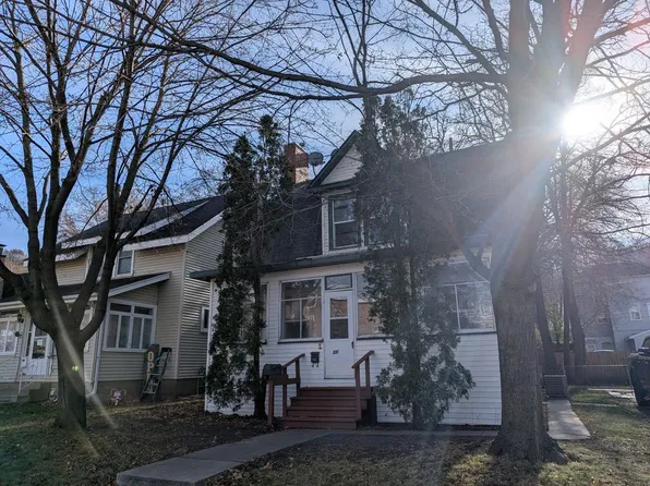 321 Ramsey St, Mankato, MN 56001