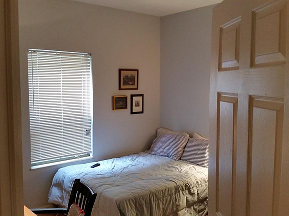 5th image of 14 Victorian Gate Way #14