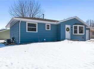 520 Ely Cir, Ames, IA 50010