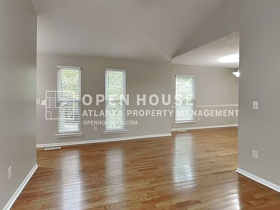 4th image of 6627 Windwood Cir