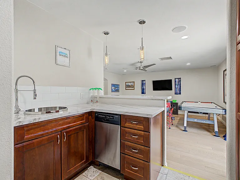 3346 E Cochise Dr — Photo 21