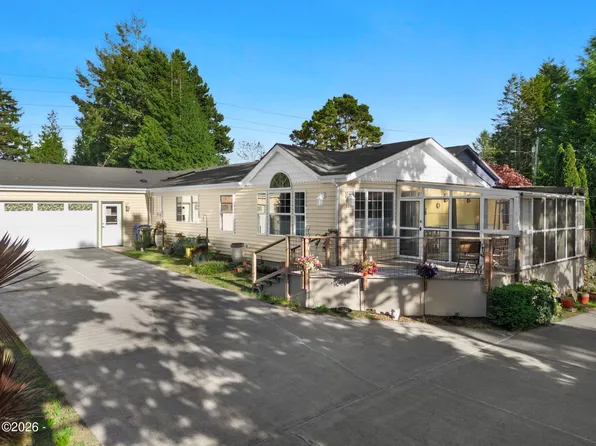 240 SW View Dr, Waldport, OR 97394