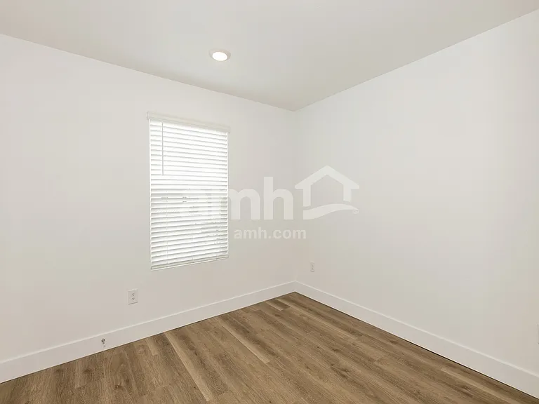 9579 Marchmont Rd — Photo 10