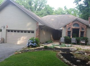 724 Sawmill Rd, Monterey, TN 38574