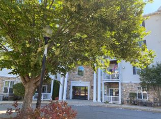 21 Hampshire Rd APT 111, Methuen, MA 01844