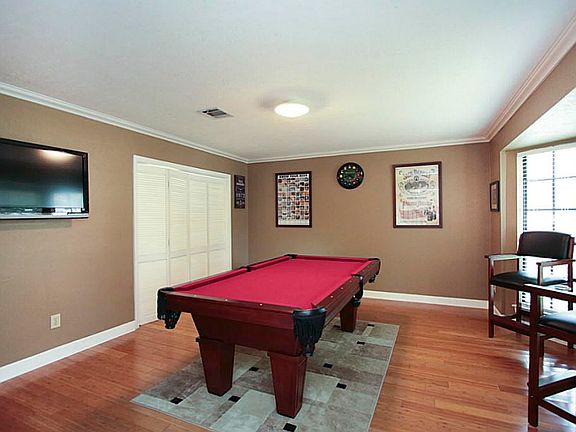 4th image of 3522 Pickwick Park Dr
