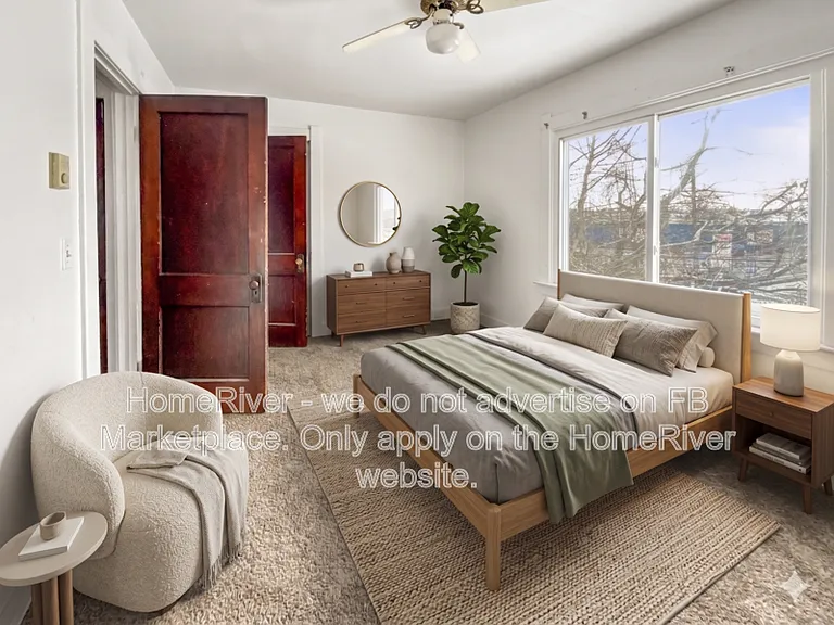 1014 Berdan Ave — Photo 4
