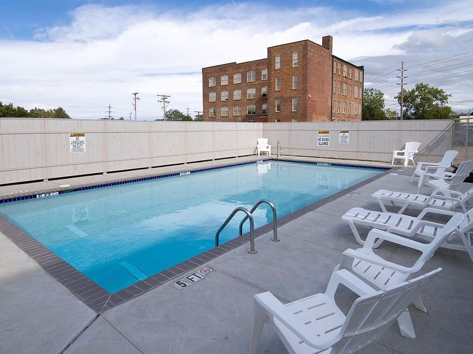 1st image of 10307 Detroit Ave #28B