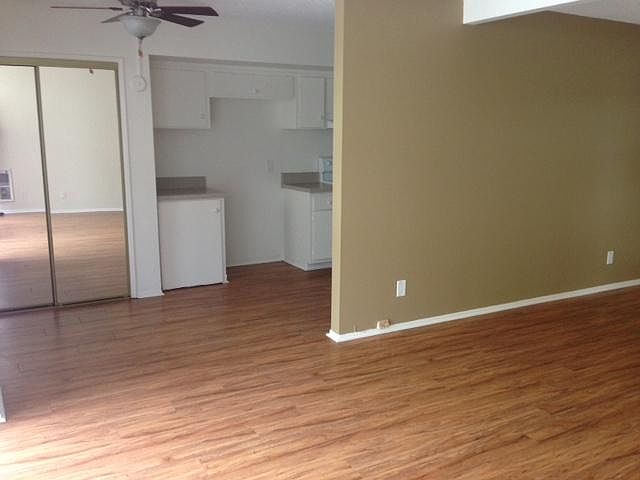 2nd image of 3140 Newton St #G