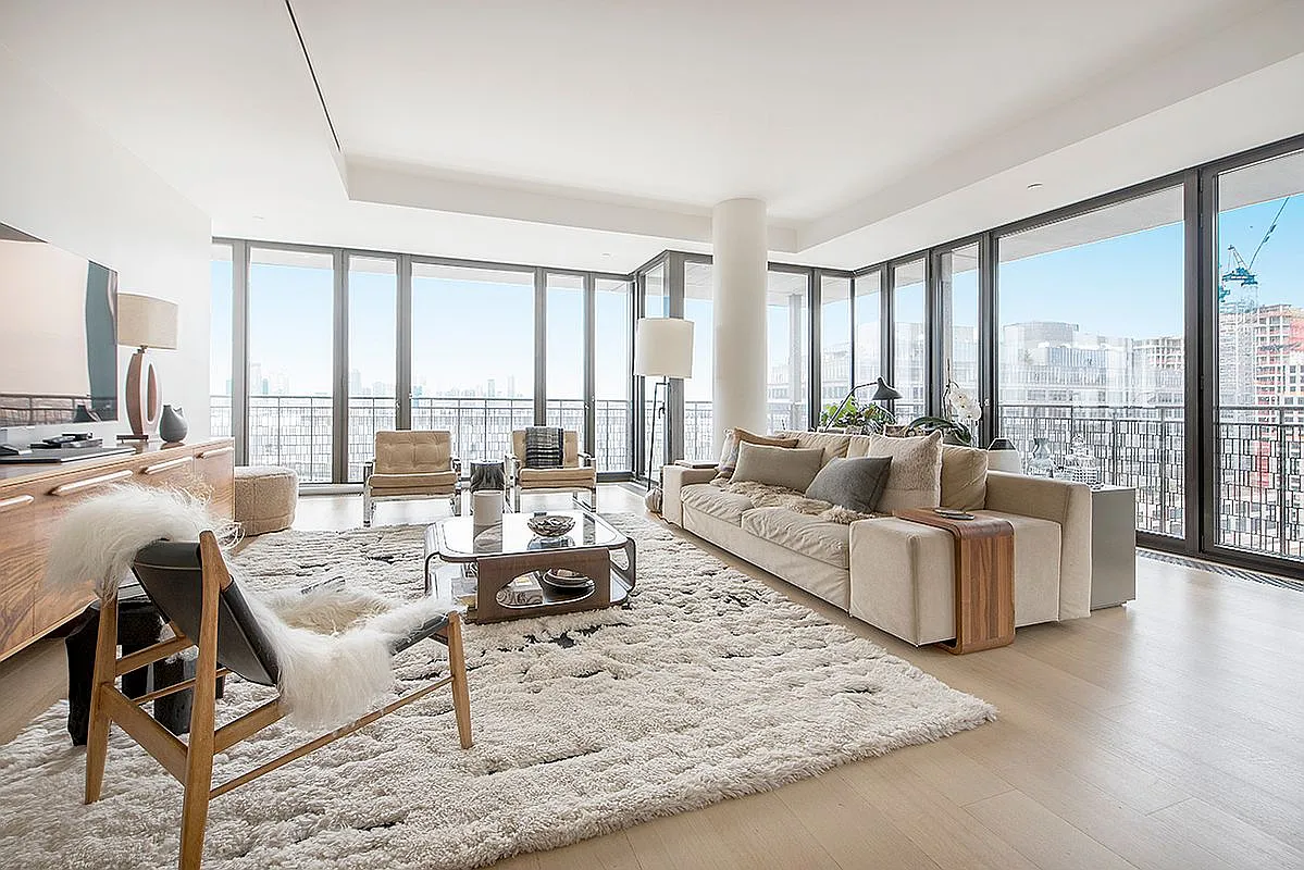 100 Vandam St #13A photo 1