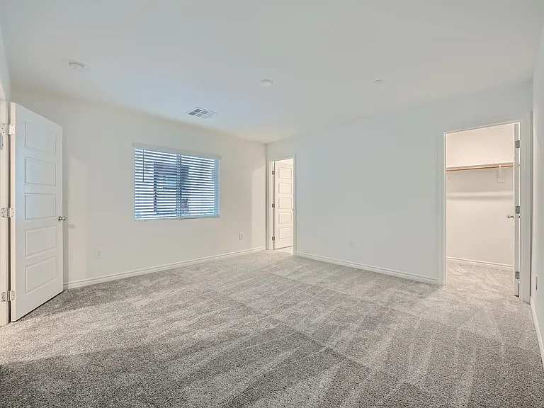 3549 Reserve Ct — Photo 2