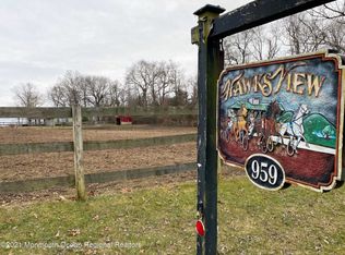 959 Monmouth Rd, Cream Ridge, NJ 08514