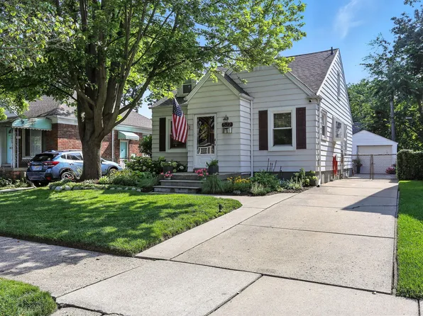 522 Farmdale St, Ferndale, MI 48220