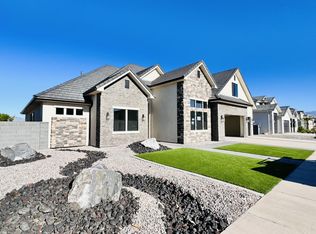 3018 Woodrow Ln, Washington, UT 84780