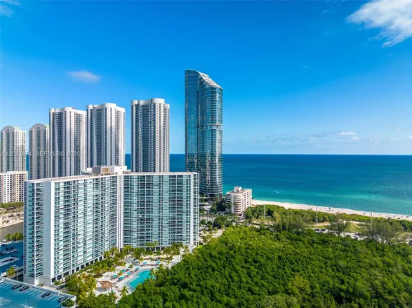 100 Bayview Dr APT 1428, Sunny Isles Beach, FL 33160
