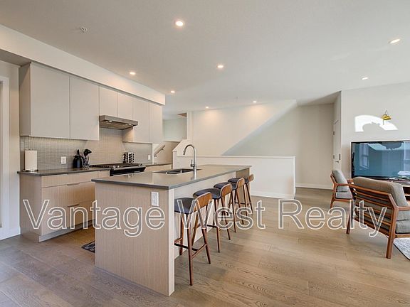 5th image of 3719 Woodsdale Rd #2