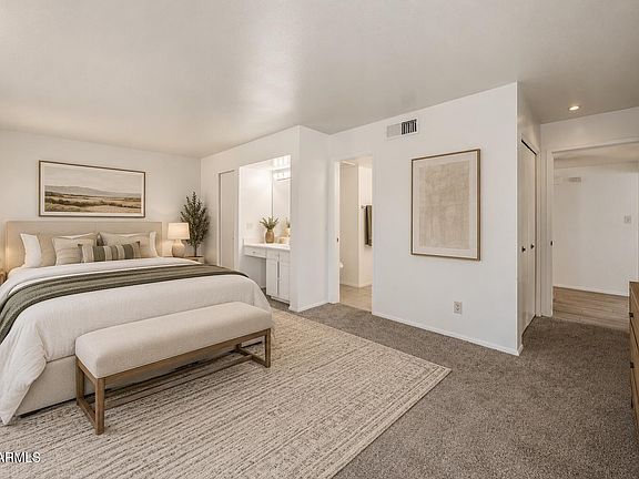 5th image of 3801 W MERCER Lane