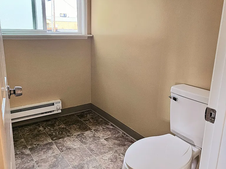 Olympus Apartments — Photo 11