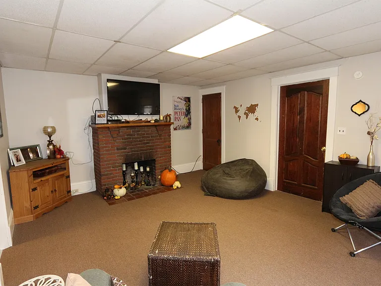 7-9 Weidman Pl #2 — Photo 36