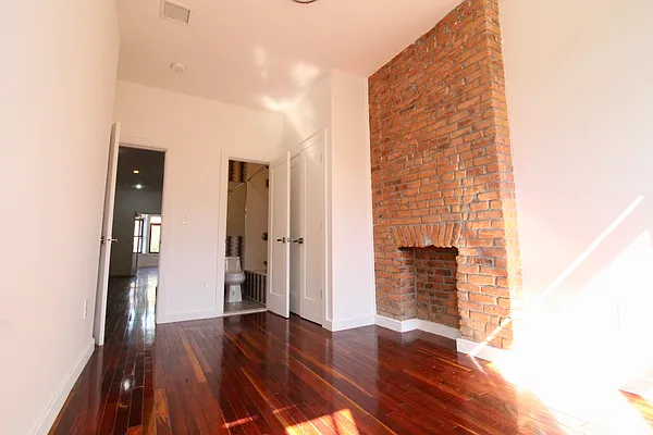 Rented by Superior Homes | media 36