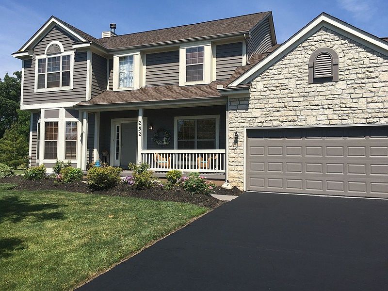 1st image of 252 Longmeadow Ct