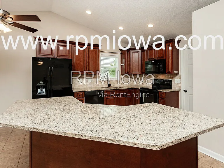 3108 NW 19th St — Photo 9