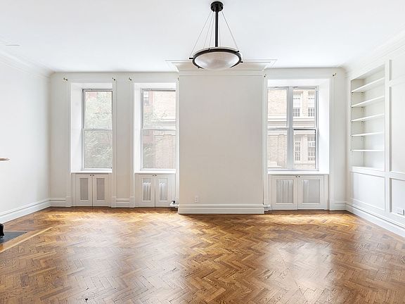 3rd image of 129 E 17th St #3