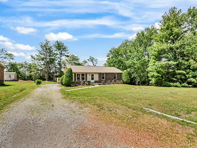 3104 Spring Creek Ct — Photo 26