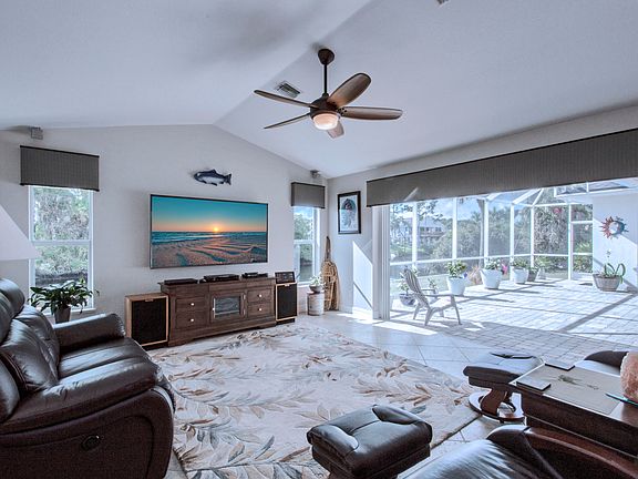 5th image of 804 McDill Drive Port Charlotte