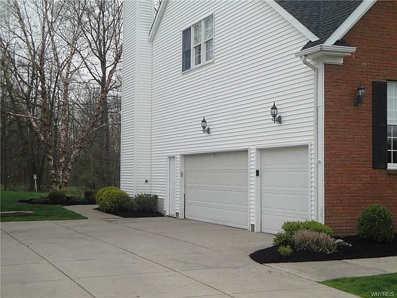 2nd image of 5852 Shamrock Ct