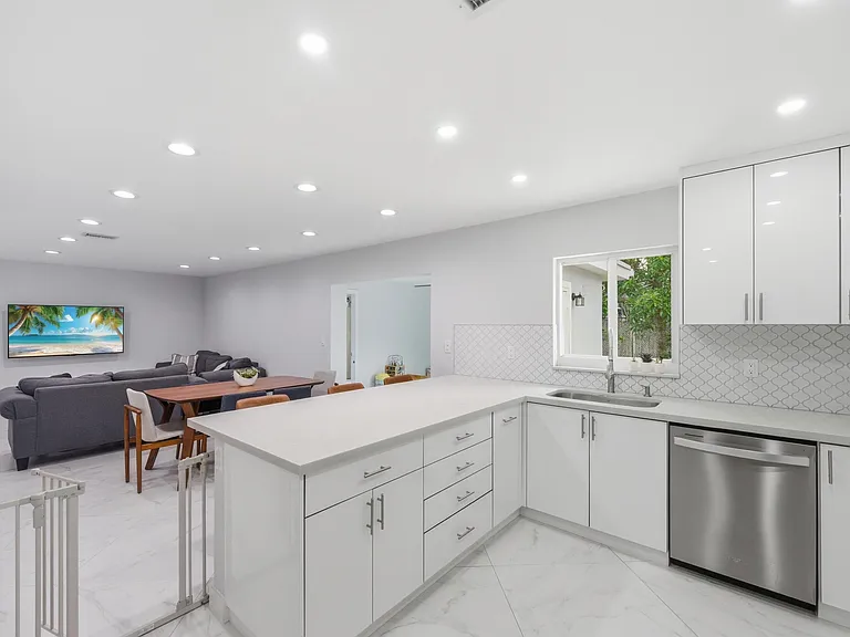 10234 Sleepy Brook Way — Photo 15