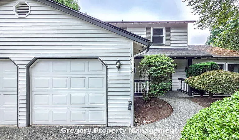 16316 NE 46th Ct — Photo 3
