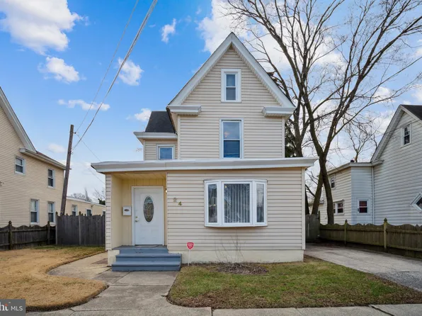 24 W New St, Paulsboro, NJ 08066