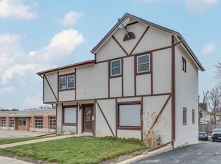 830 Warren Ave #2, Downers Grove, IL 60515